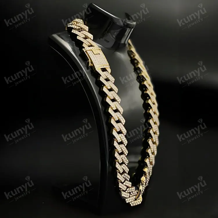 Glittrande Rhinestone kubansk länkkedja