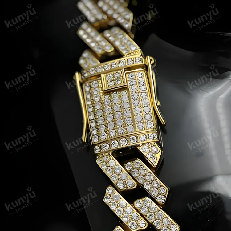Glittrande Rhinestone kubansk länkkedja