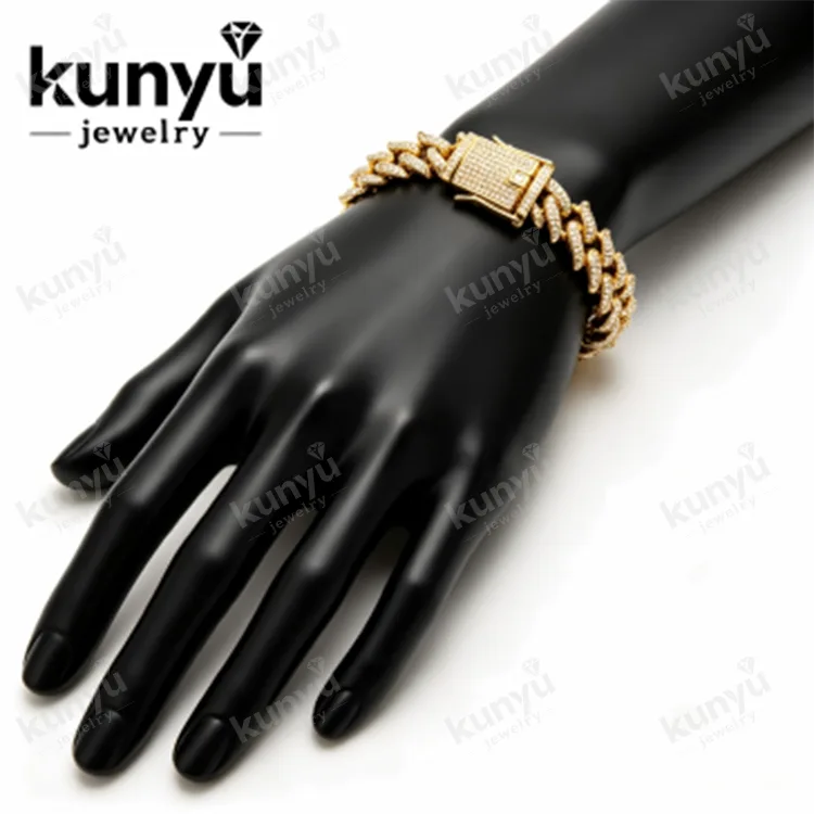 Guldpläterat kubanskt armband