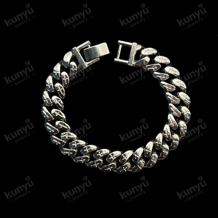 Handgjorda hiphop armband Handgjorda hiphop armband